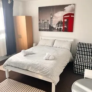  Habitación en casa particular Beautiful Close To Brick Lane